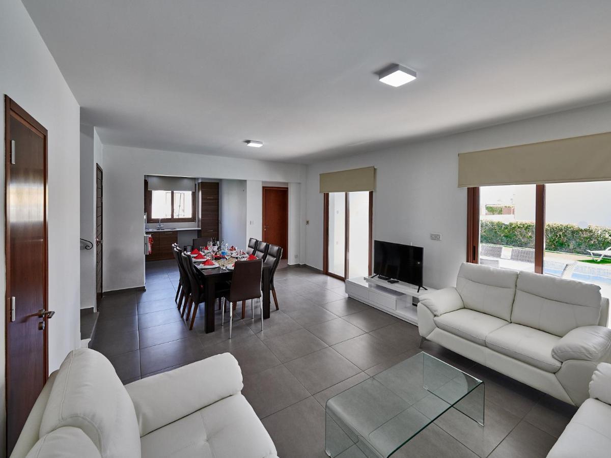 Angie Luxury Beach Villas Ayia Napa Exterior photo